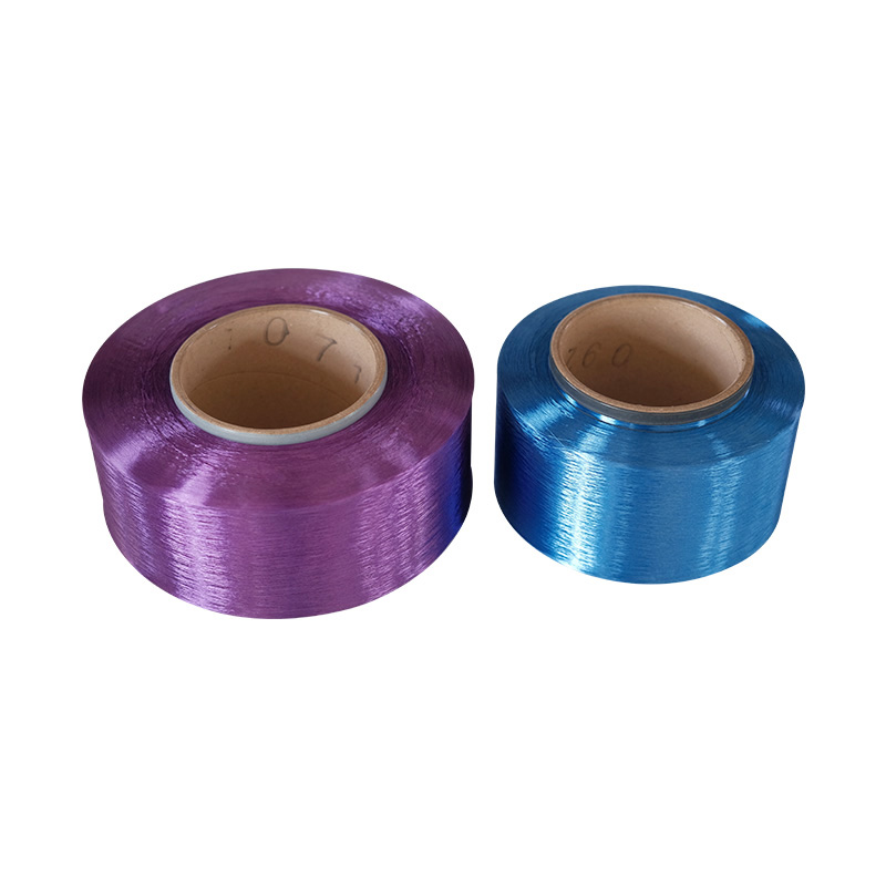 Seria kolorowych, pustych w środku przędz karbowanych HOY